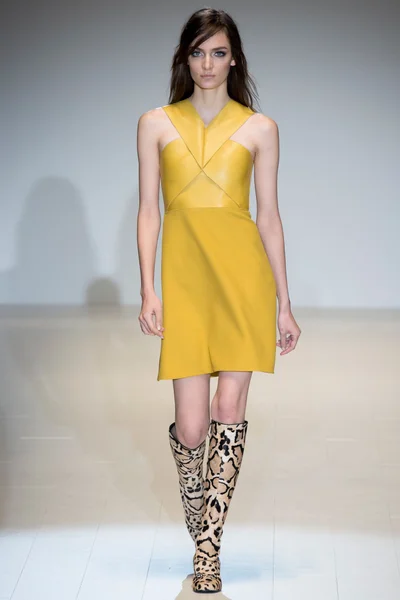 Look 23